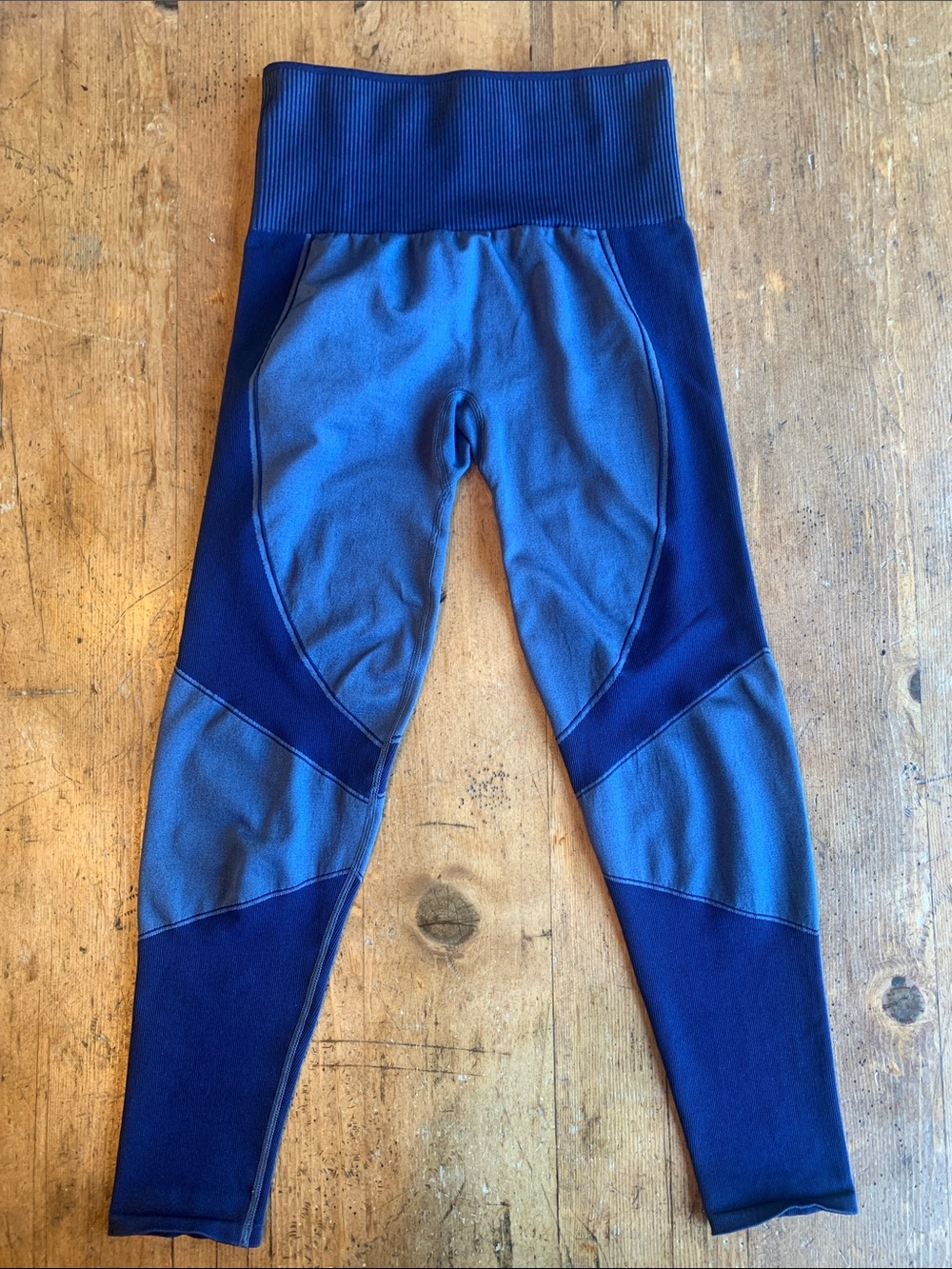 ThirdLove Women Two-Tone Blue Performance Leggings